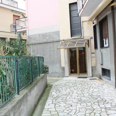 Casa Emma 400 Mt Dal Mare * スポトルノ