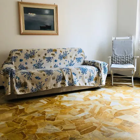 Appartement Casa Emma 400 Mt Dal Mare